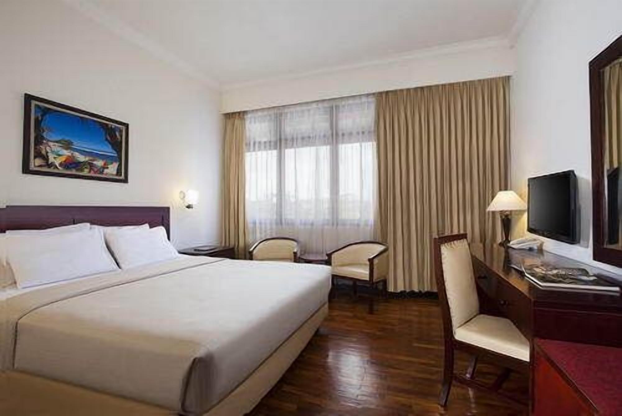 Mmugm Hotel Pakualaman Kültér fotó