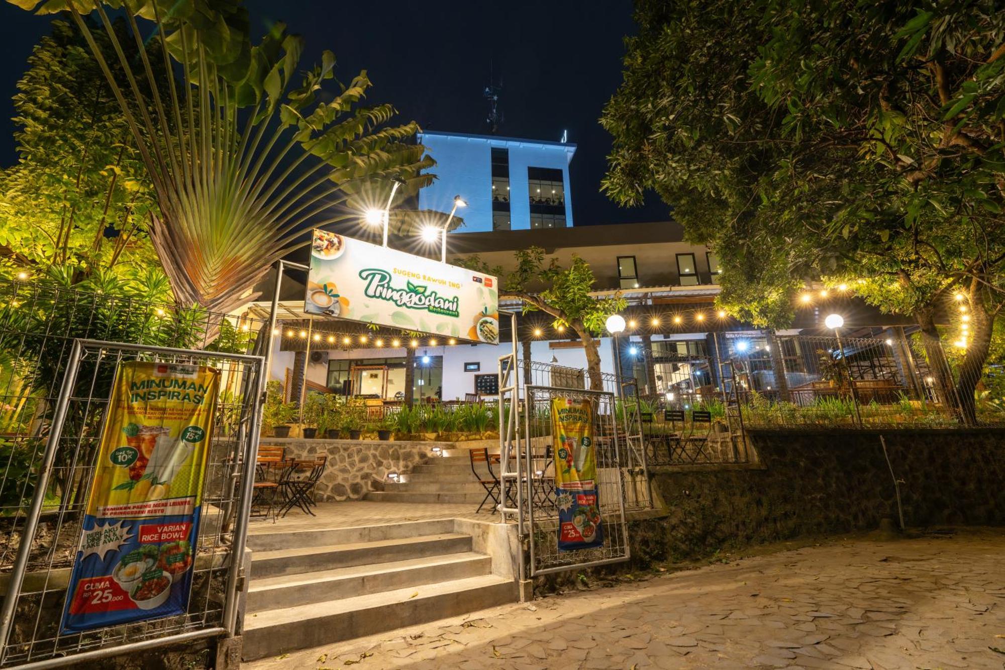 Mmugm Hotel Pakualaman Kültér fotó