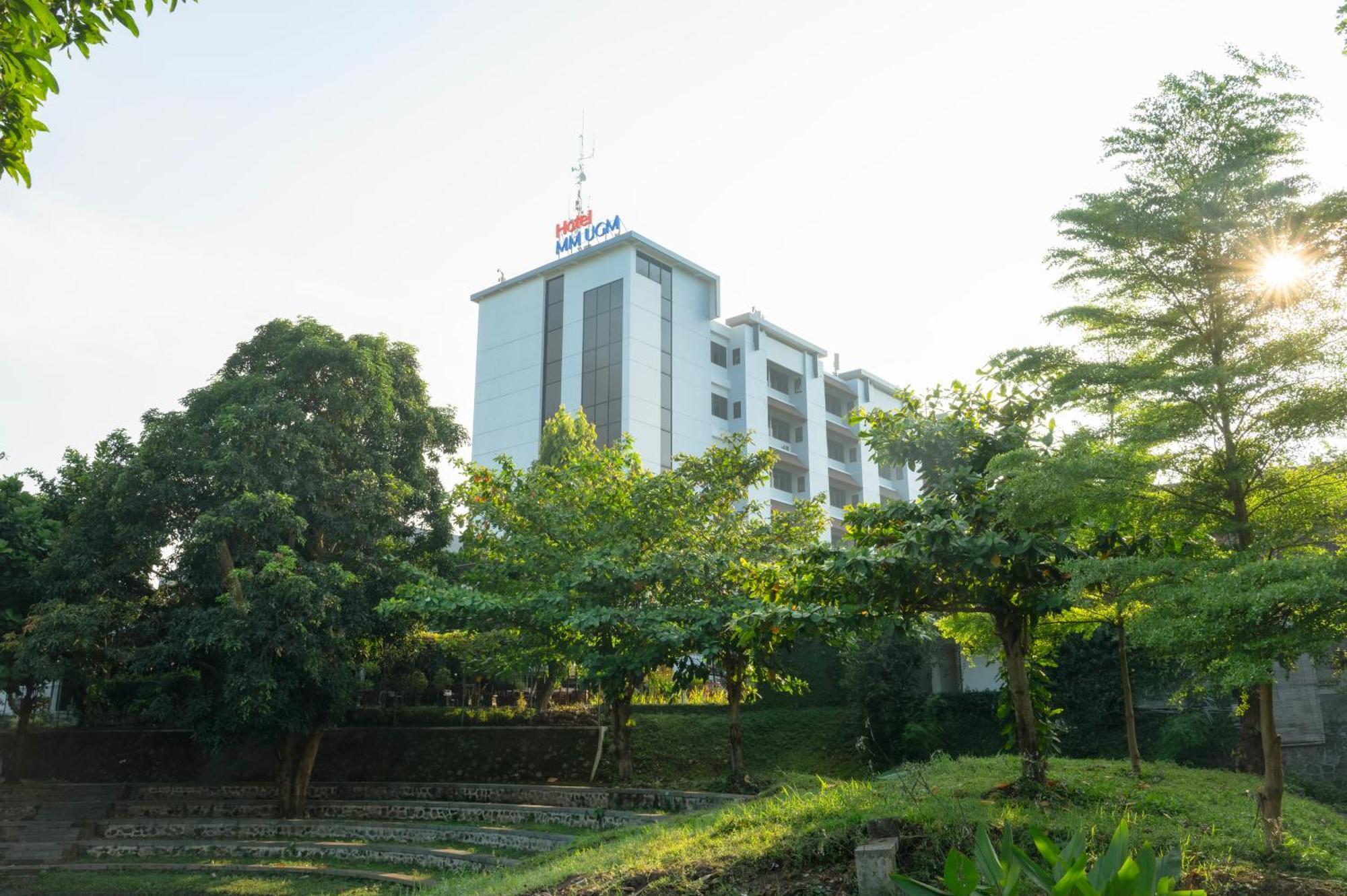 Mmugm Hotel Pakualaman Kültér fotó